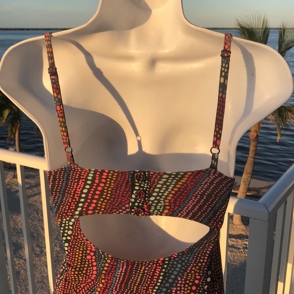 HURLEY SUNDRESS•MULTI COLOR DOTS•CUTOUT IN BACK•sz M (junior) - Picture 8 of 16